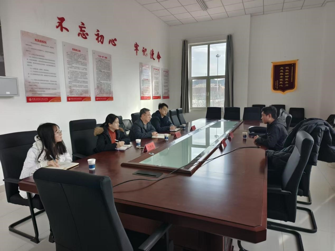 北汽新能源享界超级工厂到汽车工程系洽谈校企合作