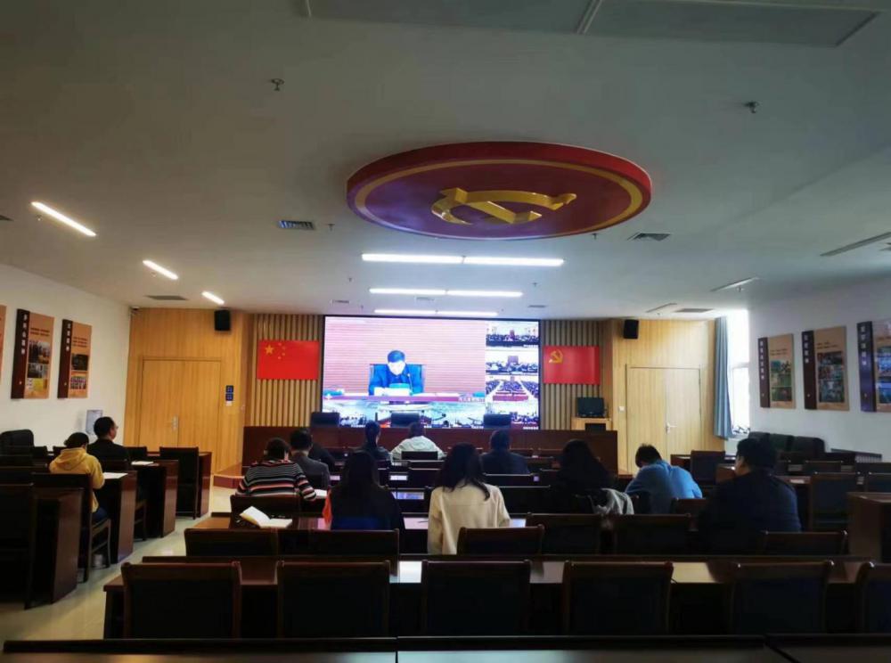 财务处全体人员参加全省治理教育乱收费工作视频推进会议