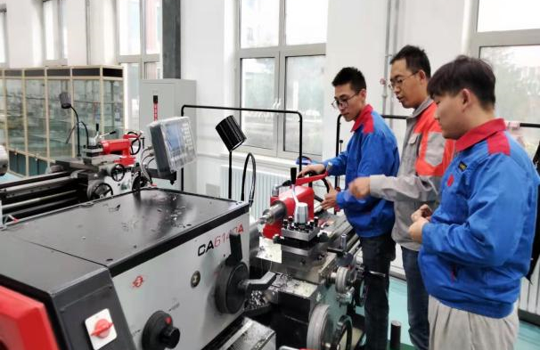 头雁领航践初心