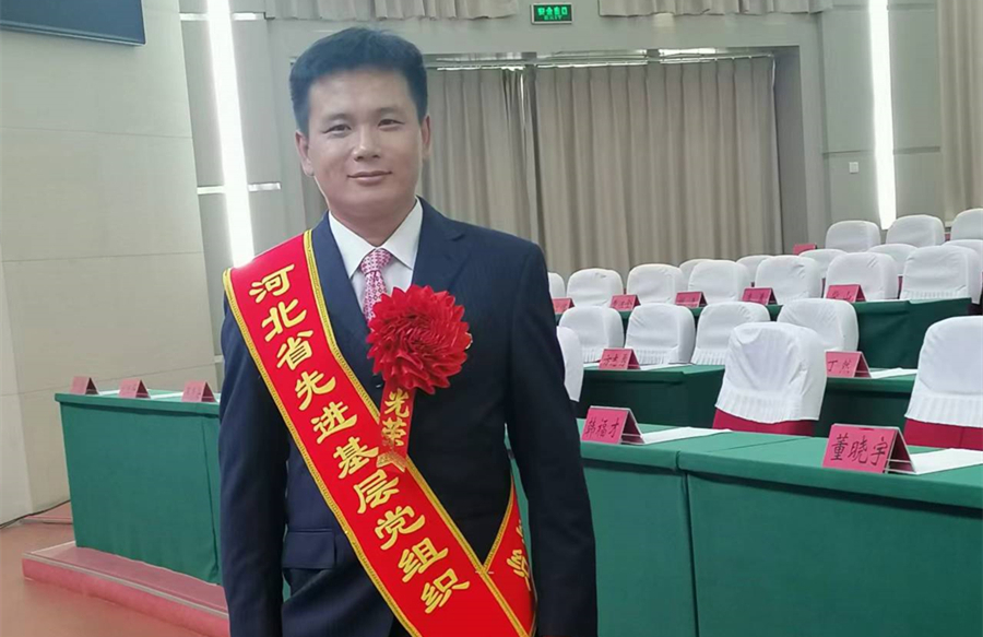 无悔职教筑梦人