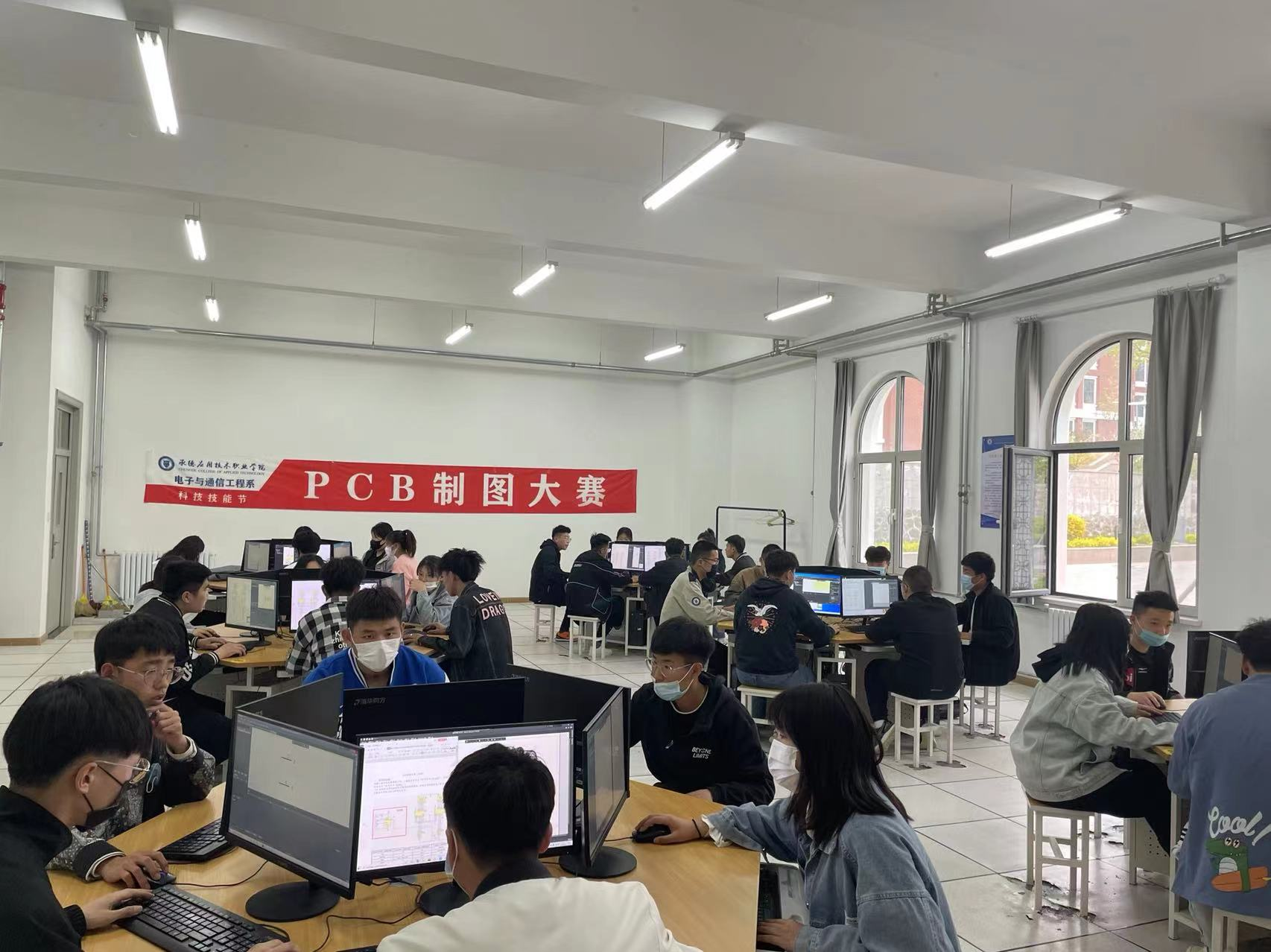 PCB大赛.png