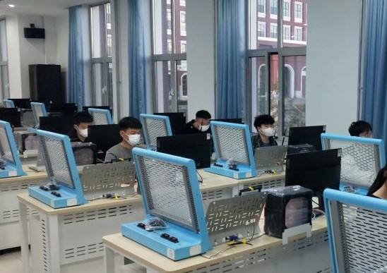 决赛图片.jpg
